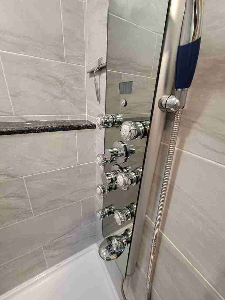 Sparkling Clean Shower: Move-Out Guide for Stainless Steel in Jefferson, GA